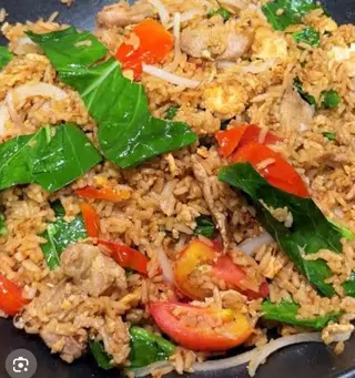 ข้าวผัดรถไฟ(ข้าวผัดโบราน)