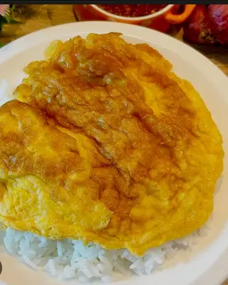 ข้าวไข่เจียว