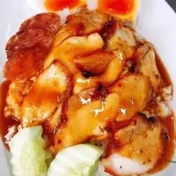 ข้าวหมูแดง พิเศษ