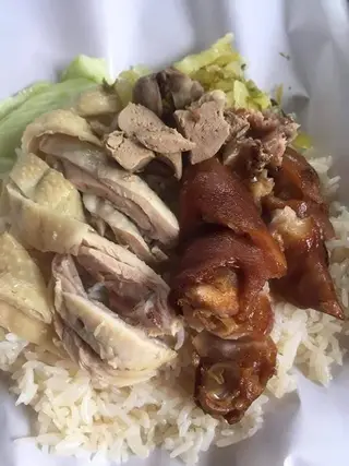 ข้าวมันไก่+ขาหมู