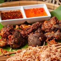 เครื่องในไก่ทอด3ชิ้น