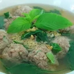 ต้มจืดหมูสับใบโหระพา