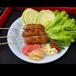 ไส้กรอกอีสานหมูไม่เปรี้ยวไม้ละ