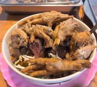เตี๋ยวไก่ตุ๋นขนาด extra