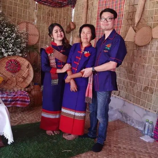 ป้าเริง ผ้าพื้นเมือง