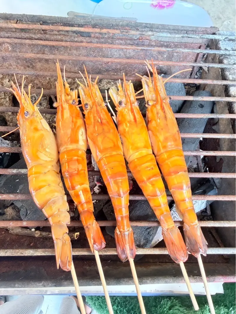 กุ้งย่างเสียบไม้/หม่าล่าพ่นไฟ