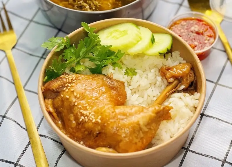 ร้านกะเพราสูตรคุณยาย